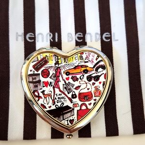 Henri Bendel ❤️ Compact Mirror